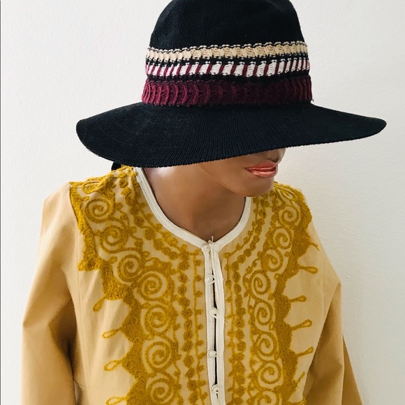 DAILY DEAL! NWT PETER GRIMM True Character Black Knit HAT O/S - Picture 2 of 16